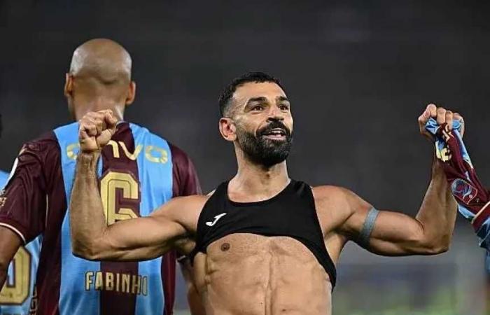 لاعب
      كونيا
      سبور:
      صلاح
      ساهم
      في
      زيادة
      الإقبال
      الجماهيري
      على
      الدوري
      التركي