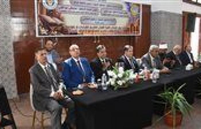 بالبلدي : رئيس
      جامعة
      الأزهر
      يفتتح
      كليتي
      القرآن
      الكريم
      للبنين
      والبنات
      بالقاهرة