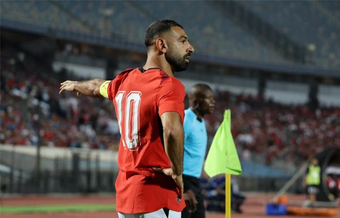 بالبلدي : صحيفة
      بريطانية
      تُزيد
      غموض
      موقف
      محمد
      صلاح
      من
      مباراة
      جنوب
      إفريقيا