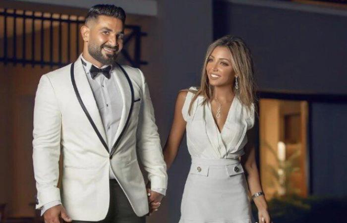 بالبلدي: أحمد
      سعد
      وعلياء
      بسيوني..
      جدل
      الانفصال
      والعودة
      يتجدد