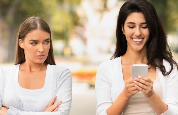 بالبلدي : 10 علامات تدل على أن الشخص يكرهك