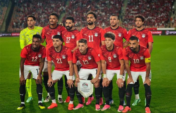 بالبلدي : خالد
      الدرندلي
      يكشف
      كواليس
      معسكر
      منتخب
      مصر
      قبل
      مواجهة
      جنوب
      السودان