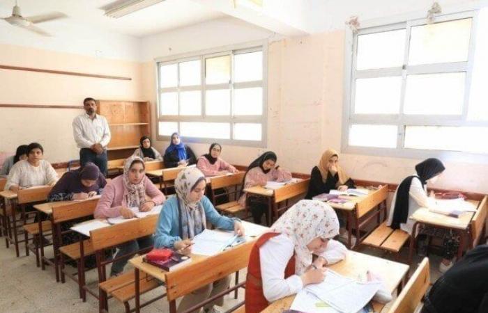 بالبلدي: خطوات
      الحصول
      على
      التقييمات
      الأسبوعية
      للطلاب
      في
      صفوف
      النقل
      للعام
      2026-2027