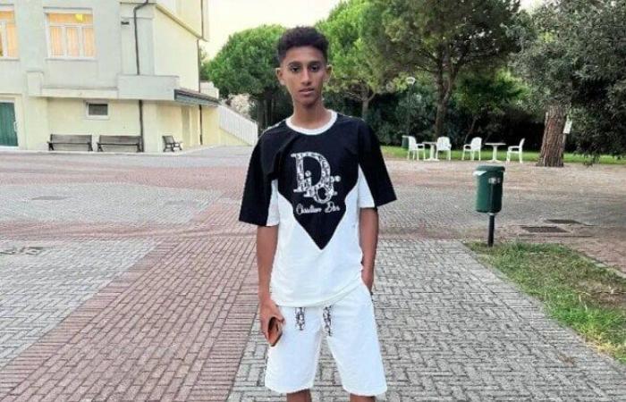 بالبلدي: اتحاد
      الكيك
      بوكسينج
      يكشف
      تفاصيل
      تخلف
      اللاعب
      محمد
      عبد
      الفتاح
      عن
      العودة
      من
      إيطاليا