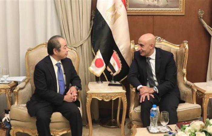 بالبلدي: وزير
      التعليم
      يبحث
      مع
      اليابان
      توسيع
      الشراكة
      والوصول
      بالمدارس
      المصرية
      اليابانية
      إلى
      500
      مدرسة