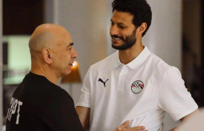 بالبلدي : «لم
      يختر
      الكلمات
      المناسبة»..
      خالد
      جاد
      الله
      ينتقد
      تصريحات
      حسام
      حسن
      عن
      صلاح
      والشناوي