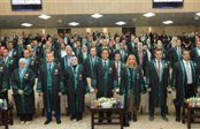 بالبلدي : رئيس
      جامعة
      بنها
      يشهد
      احتفالية
      يوم
      التميز
      العلمي
      في
      دورته
      الـ12
      ويكرم
      المتميزين