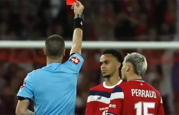 بالبلدي : يويفا
      يفرض
      عقوبة
      على
      شقيق
      مبابي
      بعد
      واقعة
      دوري
      أبطال
      أوروبا