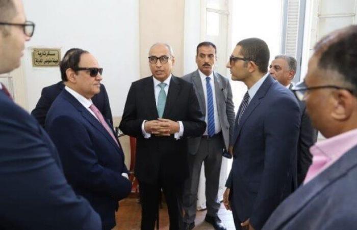 بالبلدي: رئيس
      مجلس
      الدولة
      يبحث
      مع
      محافظ
      بورسعيد
      أوجه
      التعاون
      والتنسيق
