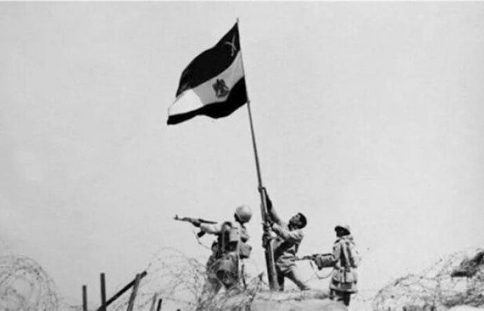 بالبلدي : موعد
      إجازة
      6
      أكتوبر
      للموظفين
      والطلاب..
      هل
      تمتد
      لـ3
      أيام؟
