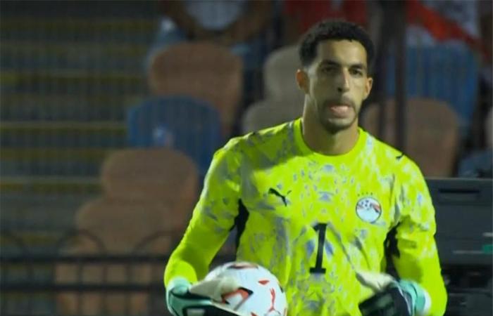 بالبلدي : منتخب
      مصر
      يحسم
      جدل
      أرقام
      قمصان
      الحراس..
      لماذا
      ارتدى
      شوبير
      رقم
      1؟