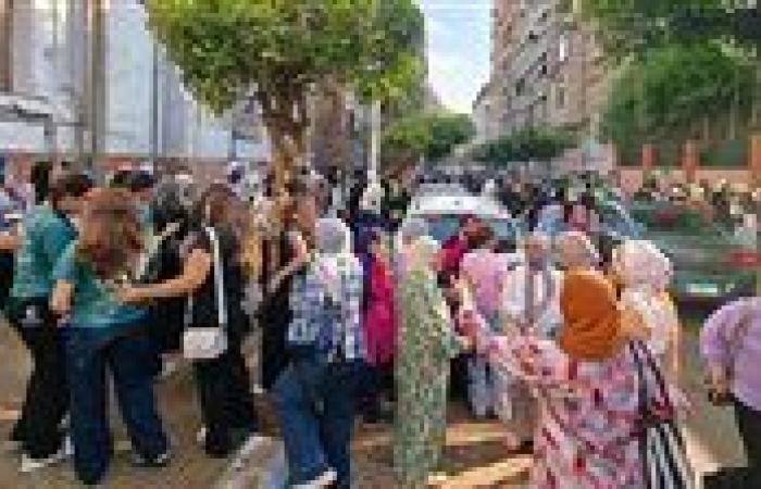 بالبلدي : إجابات
      كتاب
      التقييمات
      والأداءات
      علوم
      الصف
      الأول
      الإعدادي
      الترم
      الأول
      2027