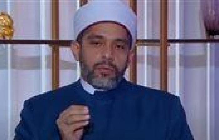 بالبلدي : حكم
      طلب
      الزوجة
      كتمان
      تفاصيل
      عمل
      الزوج
      عن
      أسرته..
      أمين
      الفتوى
      يوضح