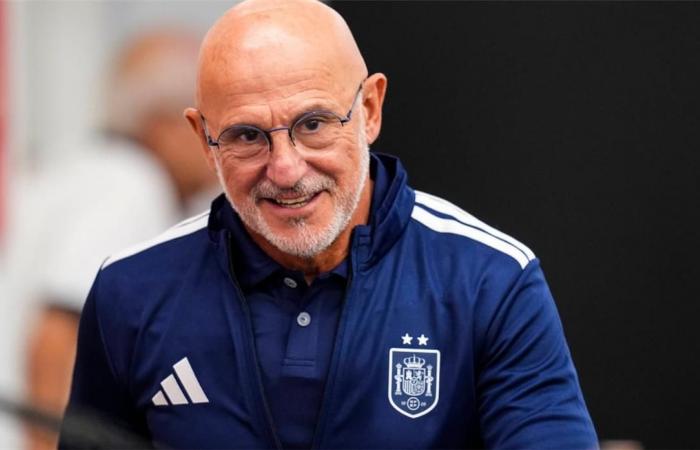 بالبلدي : دي
      لا
      فوينتي:
      تجنبنا
      صراعًا
      مع
      إريك
      جارسيا
      ..
      ونظام
      دوري
      الأمم
      الأوروبية
      عبء
      هائل