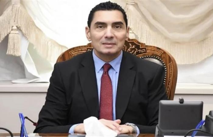بالبلدي : أول
      تحرك
      من
      وزارة
      الرياضة
      بشأن
      أزمة
      منتخب
      مصر
      ومحمد
      صلاح