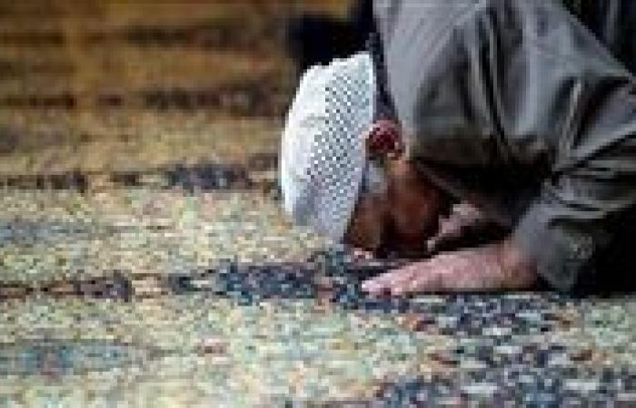 بالبلدي: أمين
      الفتوى
      يوضح
      حكم
      السهو
      في
      عدد
      ركعات
      الصلاة
      وسجود
      السهو