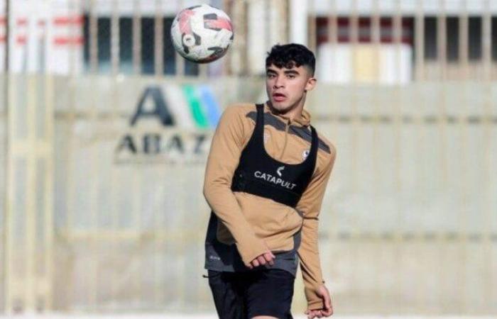 بالبلدي : الزمالك
      يدرس
      قيد
      أحمد
      الجفالي
      في
      القائمة
      الإفريقية