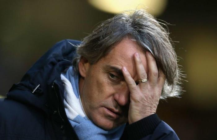 بالبلدي : روبرتو
      مانشيني
      يكسر
      صمته
      بشأن
      اتهامه
      ضمن
      إدانات
      مانشستر
      سيتي