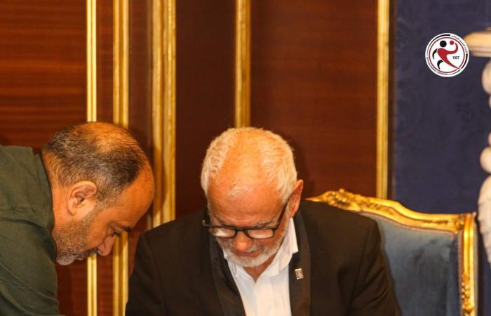 بالبلدي: رسميًا..
      مصر
      وفرنسا
      توقعان
      شراكة
      تاريخية
      لتطوير
      كرة
      اليد
      في
      العاصمة
      الإدارية