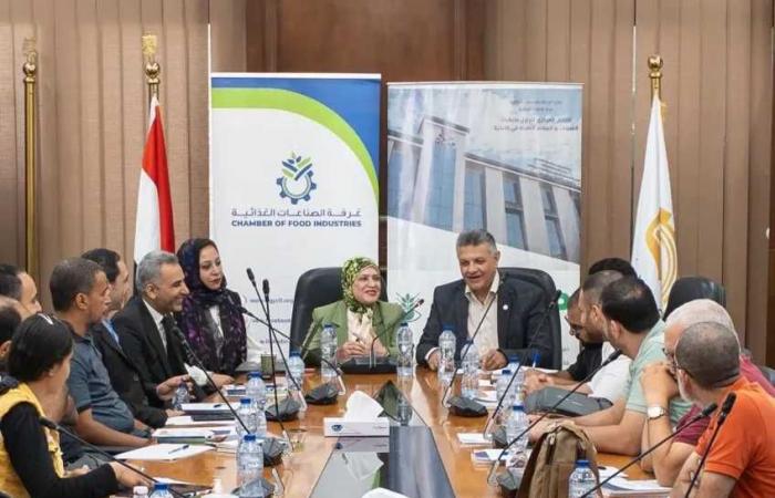 متبقيات
      المبيدات:
      ينظم
      ورشة
      عمل
      بالتعاون
      مع
      غرفة
      الصناعات
      الغذائية
      لتعزيز
      سلامة
      الغذاء