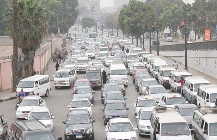 بالبلدي: اعرف
      طريقك..
      كثافات
      مرورية
      بالقاهرة
      والجيزة
      خلال
      ساعات
      الذروة
      الصباحية