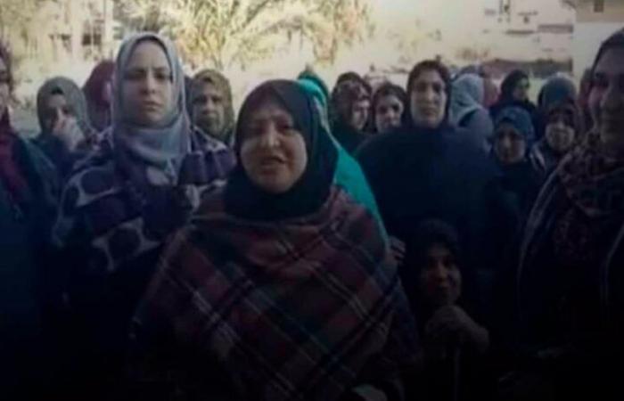 بالبلدي: مطالبات
      بانعقاد
      عاجل
      لـ«القومي
      للأجور»
      وزيادة
      الحد
      الأدنى
      للقطاع
      الخاص