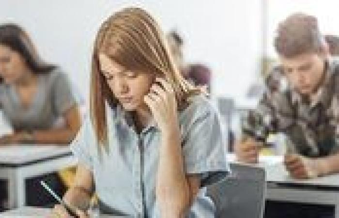 بالبلدي: اختبارات
      في
      سن
      المراهقة
      تحمي
      من
      الخرف
      في
      الكبر