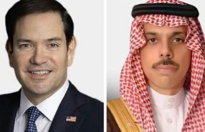 بالبلدي: مباحثات
      سعودية
      -
      أمريكية
      بشأن
      تأمين
      الملاحة
      في
      هرمز
      وباب
      المندب