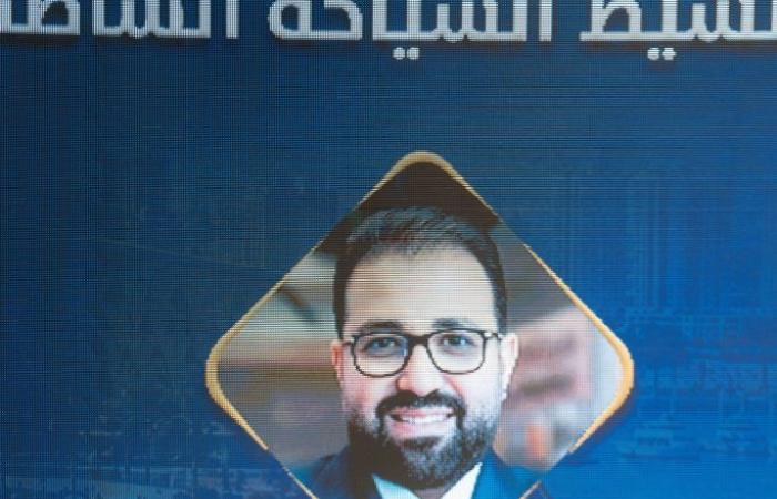 بالبلدي : رئيس
      «أوكتا
      القابضة»
      ووزير
      السياحة
      والآثار
      يبحثان
      دور
      التنمية
      العمرانية
      في
      تنشيط
      السياحة
      الشاطئية