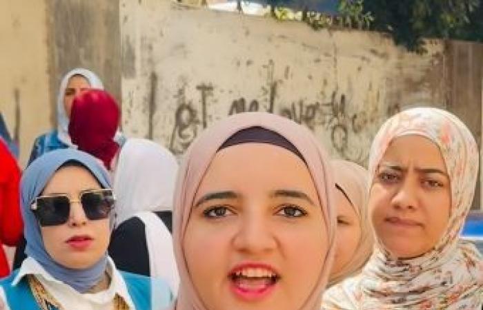 بالبلدي : معلمو
      الحصة
      بالمنيا
      يطالبون
      بالعودة
      للعمل
      بعد
      استبعادهم
      مع
      بداية
      الدراسة