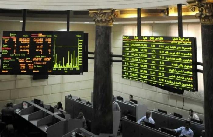 الثلاثاء
      29
      سبتمبر
      2026..
      البورصة
      تواصل
      الاستقرار
      في
      المنطقة
      الحمراء
      مع
      تقليص
      الخسائر