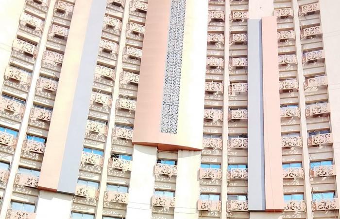 بالبلدي : أزمة
      التسكين
      الجغرافي
      تشعل
      غضب
      أولياء
      أمور
      المدارس
      الرسمية
      لغات
      بالجيزة