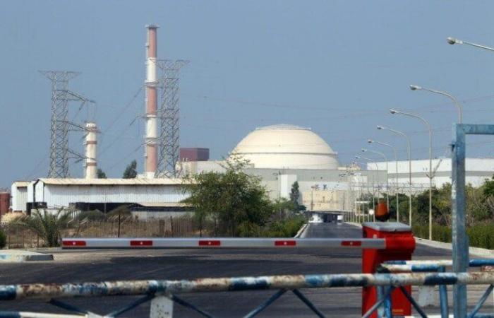 بالبلدي: روس
      أتوم
      الروسية:
      إخراج
      وحدة
      بمحطة
      بوشهر
      الإيرانية
      لإجراء
      صيانة