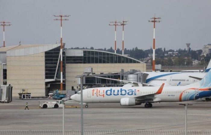 بالبلدي : وكالة
      الأنباء
      الفرنسية:
      ركاب
      «فلاي
      دبي»
      يغادرون
      تبوك
      إلى
      تل
      أبيب