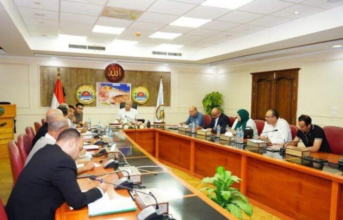 بالبلدي: محافظ
      مطروح:
      توجيه
      الخطة
      الاستثمارية
      للمناطق
      الأكثر
      احتياجًا