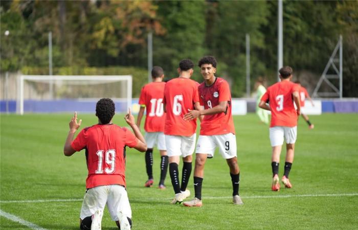 بالبلدي : موعد
      والقناة
      الناقلة
      لمباراة
      مصر
      وكولومبيا
      اليوم
      في
      دورة
      الصداقة
      الدولية
