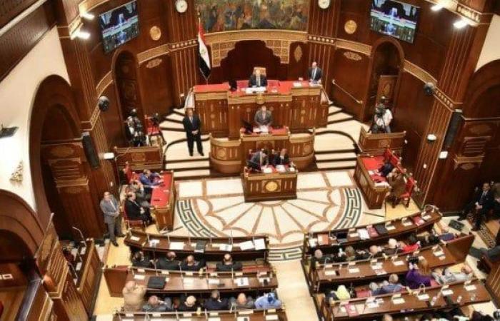 بالبلدي : اليوم..
      مجلس
      الشيوخ
      يفتتح
      دور
      الانعقاد
      العادي
      الثاني
      من
      الفصل
      التشريعي
      الثاني