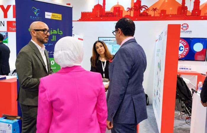 بالبلدي : شركة
      RAKICT
      تستعرض
      خبراتها
      في
      التدريب
      والاعتماد
      التكنولوجي
      وحلول
      الذكاء
      الاصطناعي
      خلال
      مشاركتها
      في
      ITEX
      IRAQ
      2026