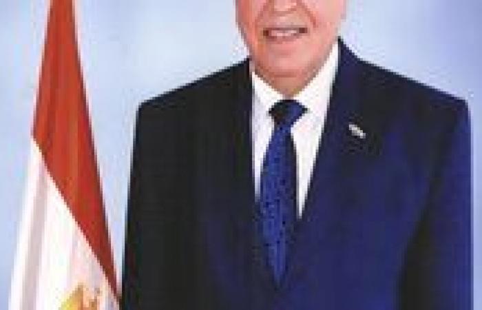 بالبلدي : نقيب
      المعلمين
      يثمن
      دعوة
      الرئيس
      السيسي
      لتعزيز
      وعي
      الطلاب..
      ماذا
      قال؟