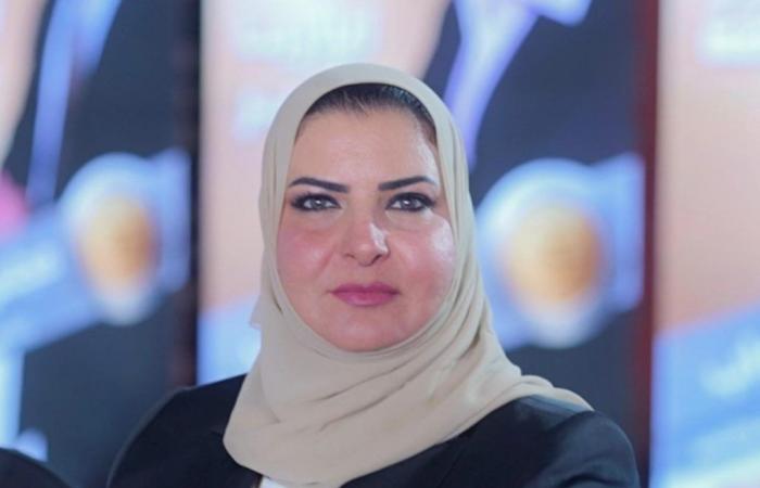 بالبلدي : النائبة
      المهندسة
      سهير
      كريم
      أمينًا
      لأمانة
      الإسكان
      والمرافق
      العامة
      والتعمير
      بحزب
      الشعب
      الجمهوري