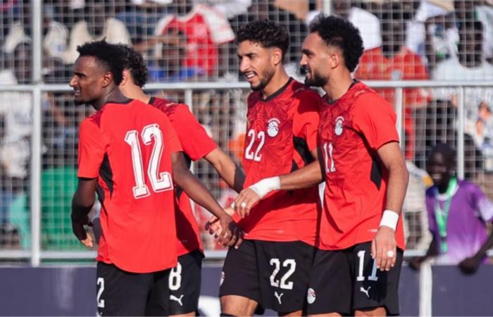 بالبلدي : حسام
      حسن
      يتخذ
      قرارًا
      تجاه
      لاعبيه
      قبل
      ودية
      مصر
      وجنوب
      إفريقيا