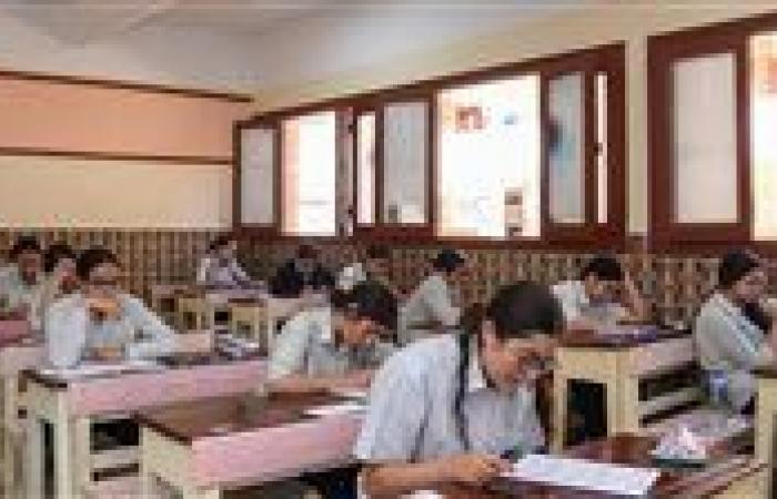 بالبلدي : عاجل|
      مواصفات
      امتحان
      اللغة
      العربية
      للشهادة
      الإعدادية
      2027..
      27
      سؤالًا
      بـ40
      درجة