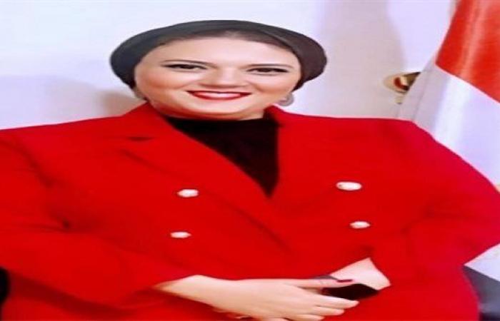 بالبلدي: داليا
      الحزاوي
      تسلط
      الضوء
      على
      دعوة
      الرئيس
      السيسي
      لتعزيز
      الانتماء
      لدى
      الطفل