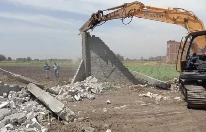 قانون
      التصالح
      في
      مخالفات
      البناء
      2026..
      آخر
      موعد
      لتقديم
      الطلبات
      والأوراق
      المطلوبة
