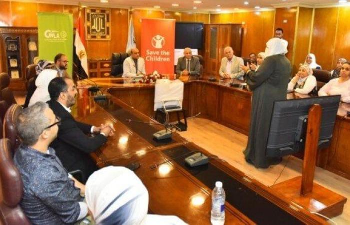 بالبلدي : بتمويل
      يتجاوز
      2.5
      مليون
      جنيه..
      انطلاق
      الدفعة
      الأولى
      لمشروع
      «جذور
      النمو»
      في
      أسيوط