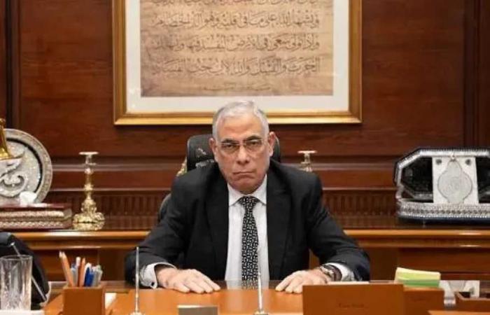 النائب
      العام
      يبحث
      مع
      نظيريه
      الإماراتي
      والسويسري
      الجهود
      المشتركة
      لمواجهة
      الجريمة