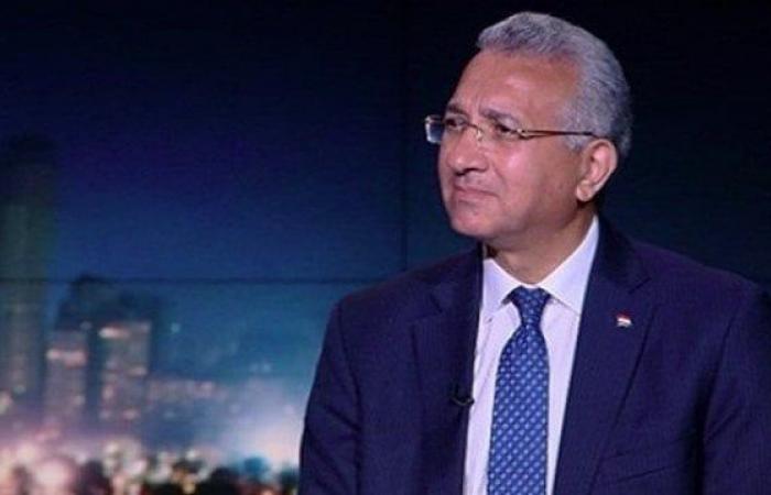 بالبلدي: دبلوماسي
      سابق:
      سيادة
      الصومال
      خط
      أحمر
      أمام
      طموحات
      إثيوبيا