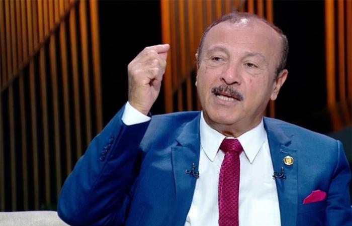 بالبلدي : الدهر
      يومان..
      رسالة
      غامضة
      من
      محسن
      صالح
      بعد
      أزمة
      تصريحات
      حسام
      حسن
      عن
      الشناوي
