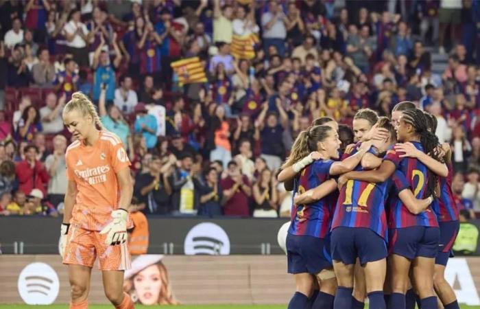 بالبلدي : قبل
      كلاسيكو
      الرجال..
      نساء
      برشلونة
      يكتسحن
      ريال
      مدريد
      بسباعية
      في
      الدوري
      الإسباني