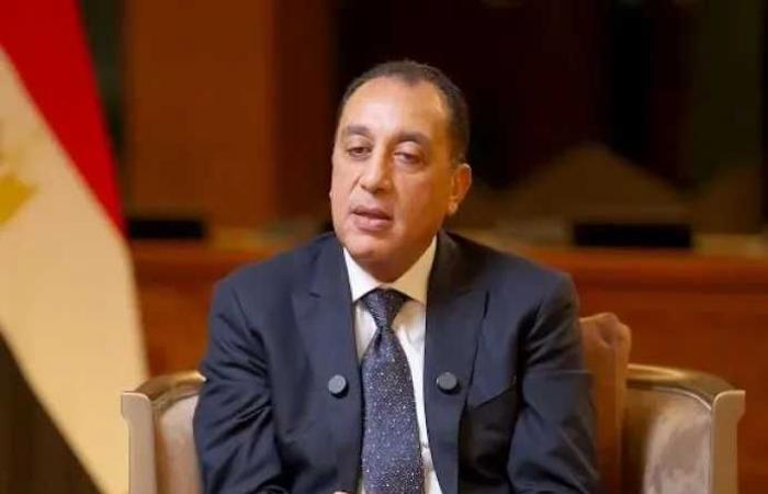 رئيس
      الوزراء:
      الاقتصاد
      المصري
      دخل
      مرحلة
      جديدة
      من
      الإصلاح